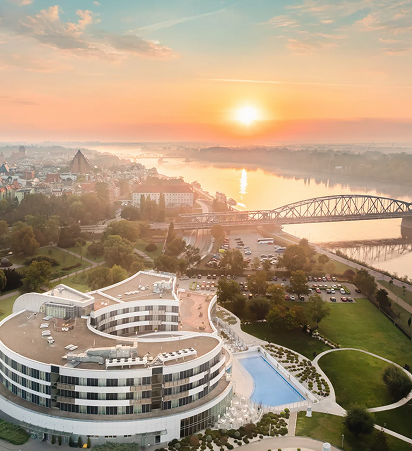 Zdjęcia dla Więcej oglądających